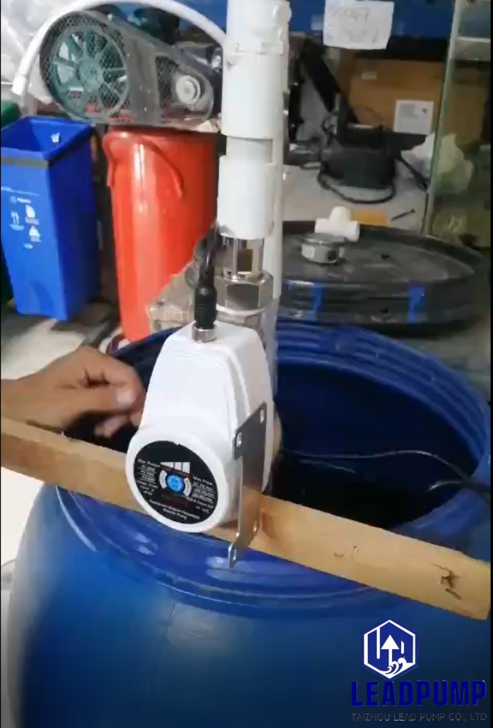 Silent Genius at Work: Когда наш частотный водонагреватель удивляет насос давления, даже эксперты!